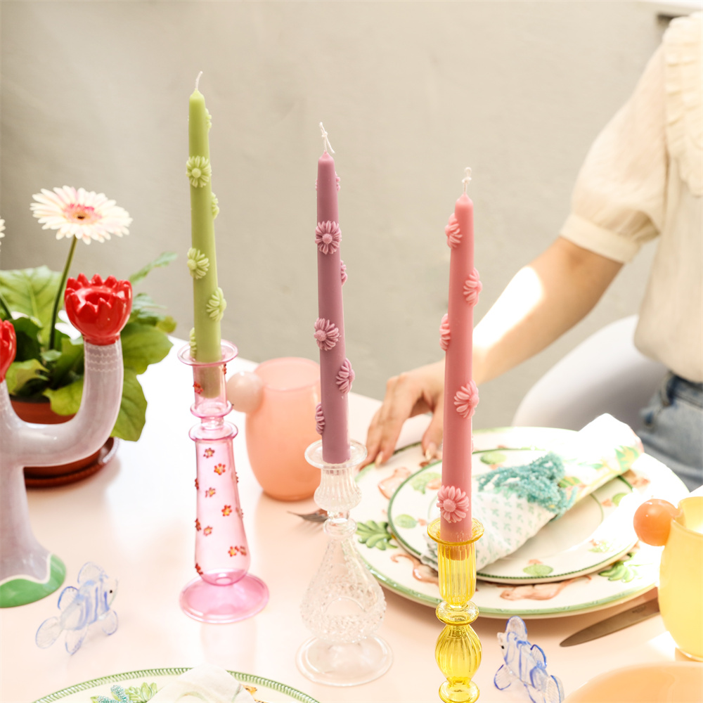 Candle X - Boowan Nicole Daisy kwiatowa świeca knotowa